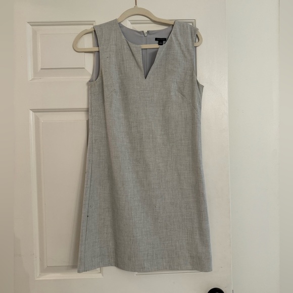 Ann Taylor Pearl Grey Melange Keyhole Shift Dress - Picture 4 of 5